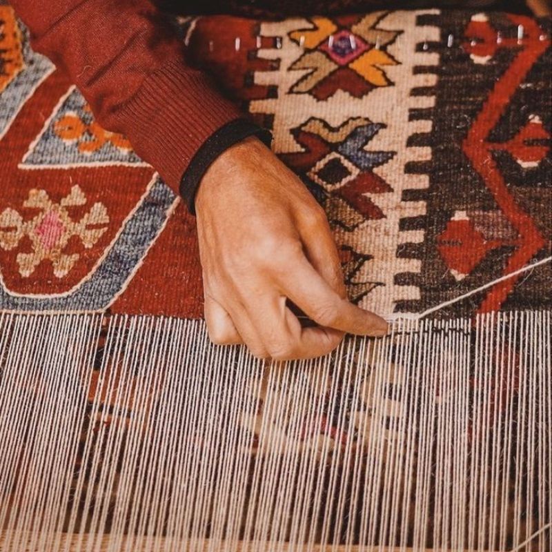 Explore The Tapestry About How A Loom Works And Its Craftsmanship