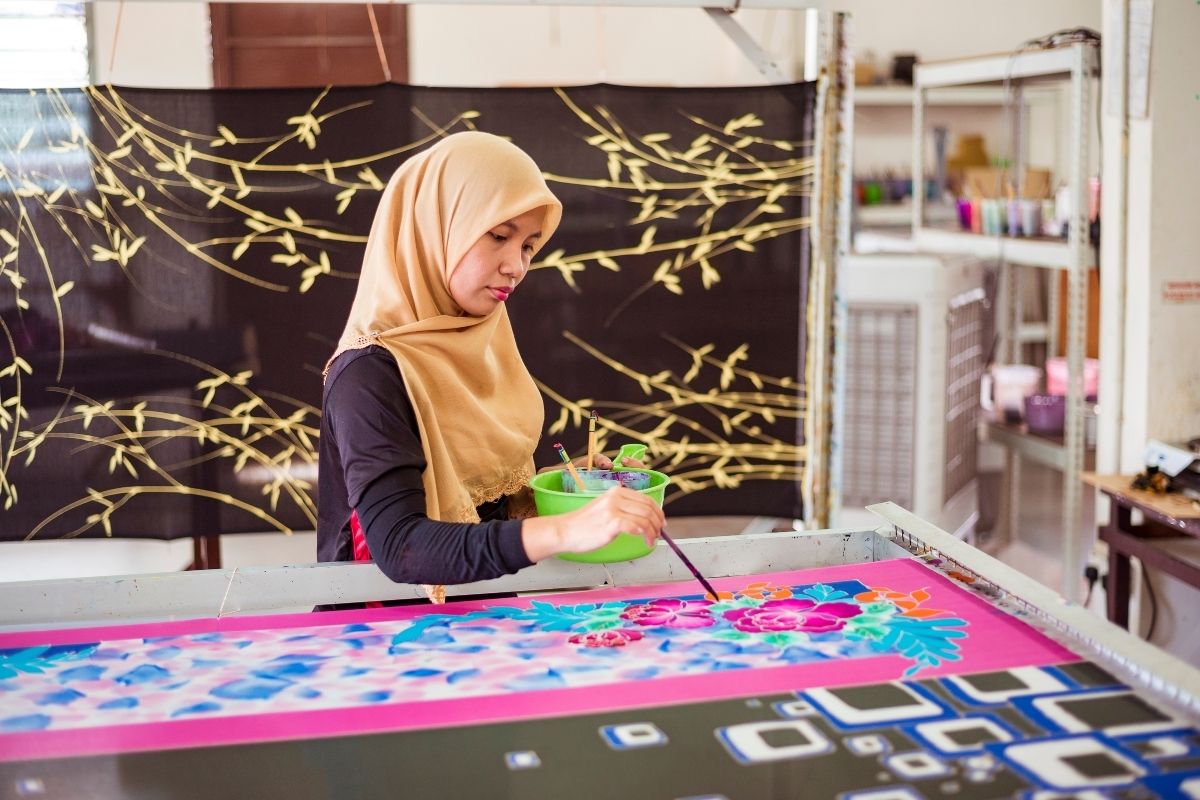 Step 4: Painting The Fabric