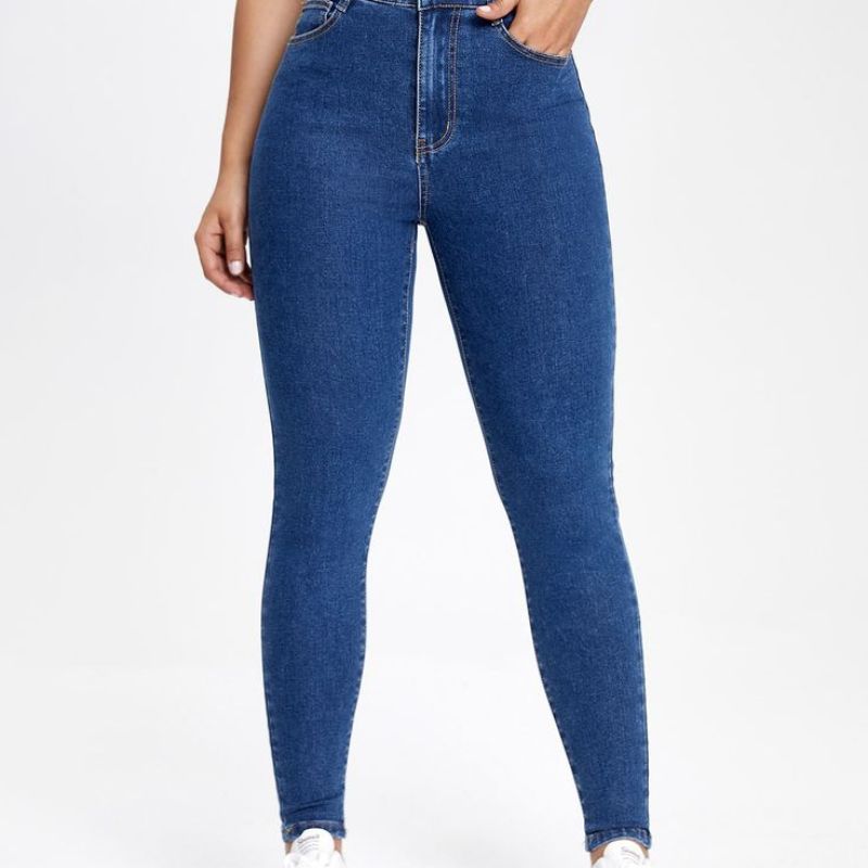 The Composition Of Polyester Stretch Jeans