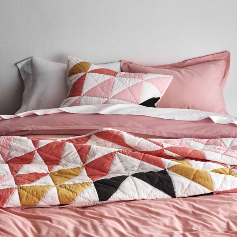 Look Into Quilt Borders