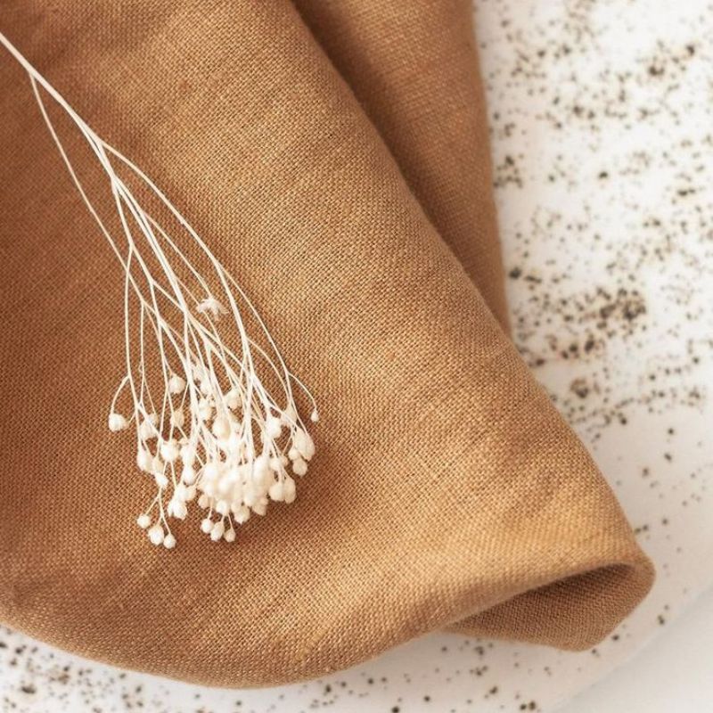 What Are The Differences In The Uses Of Muslin And Linen?