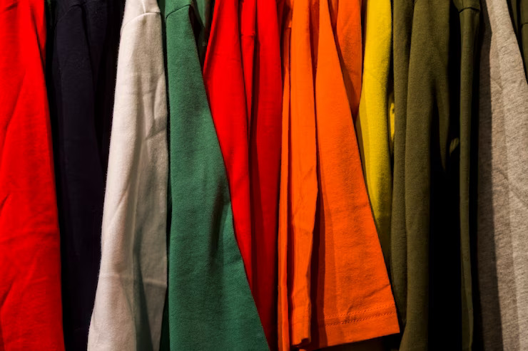A Guide To Trendy T-Shirt Color Combinations
