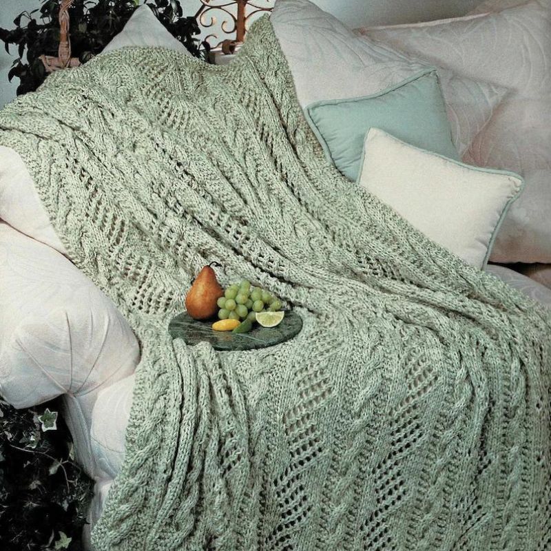 25 Amazing Diamond Stitch Crochet Blanket Patterns For Cozy Creations