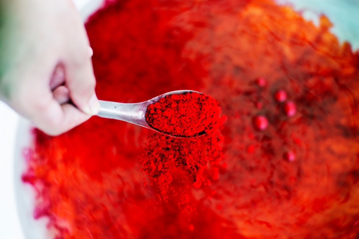 Don't Let Your Clothes Dye - The Only Guide You Need To Read On How To Get Dye Out Of Clothes