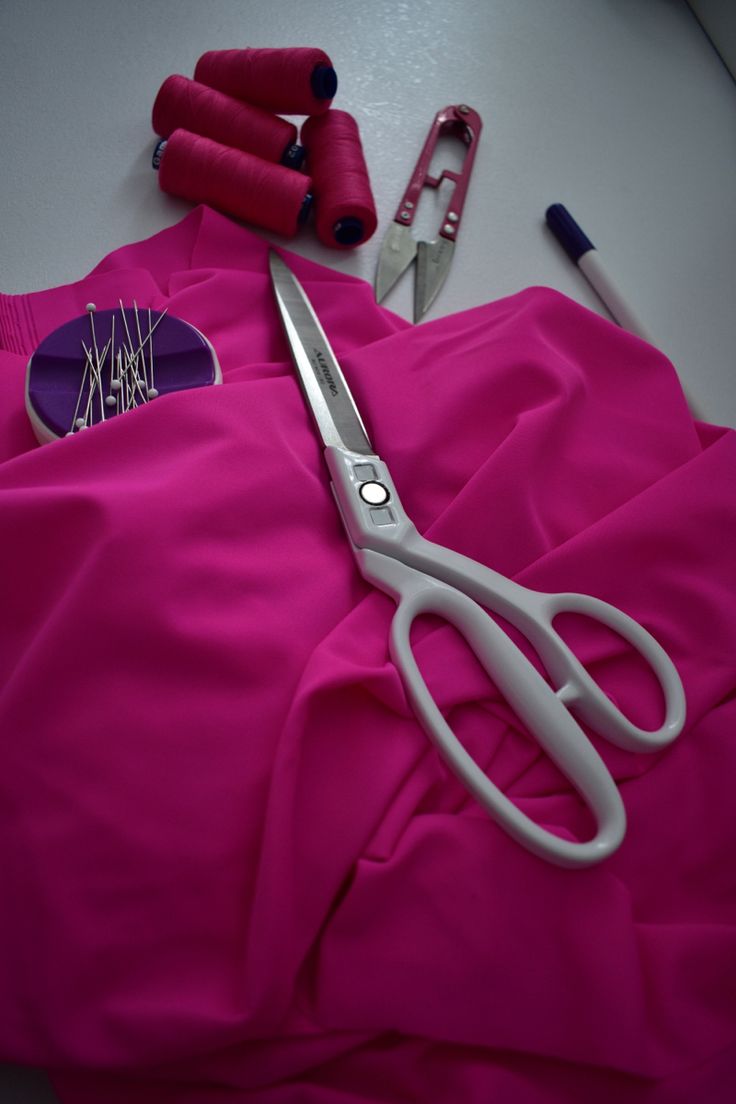 Expert Guide To How Many Yards Of Fabric To Make A Dress