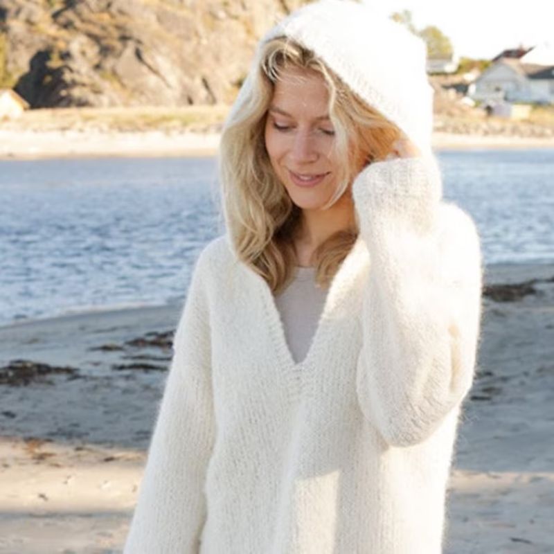 Fluffy Hoodie Sweater Knitting Kit