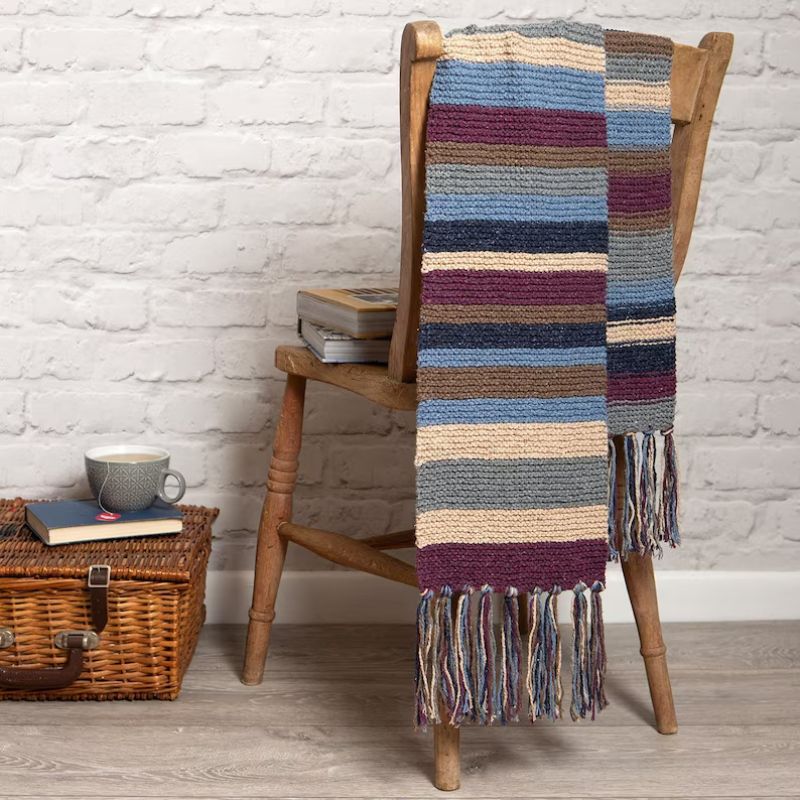 College Scarf Knitting Kit