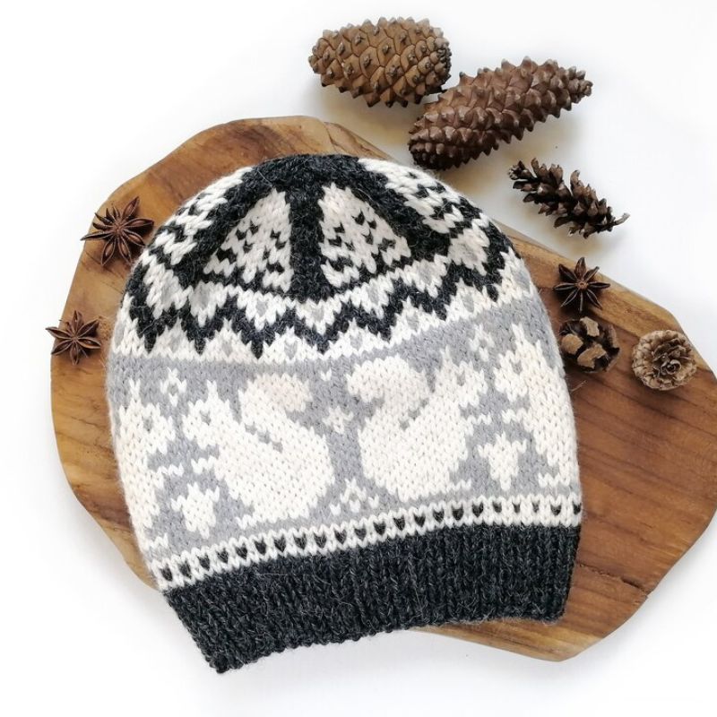 Squirrel Hat Knitting Kit