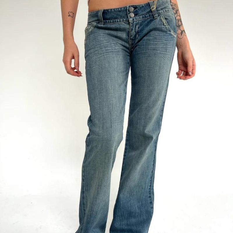 Low-rise jeans