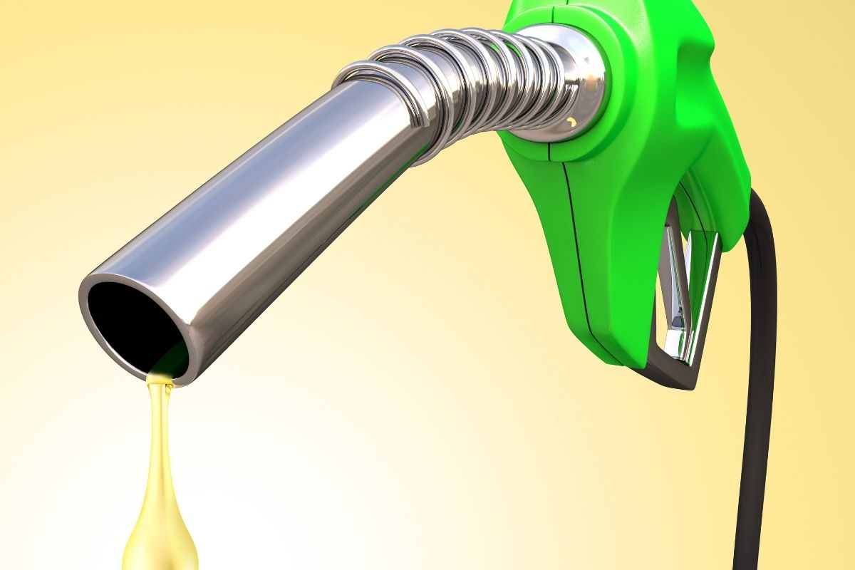 Your Full Guide To Removing Gasoline From Your Clothes