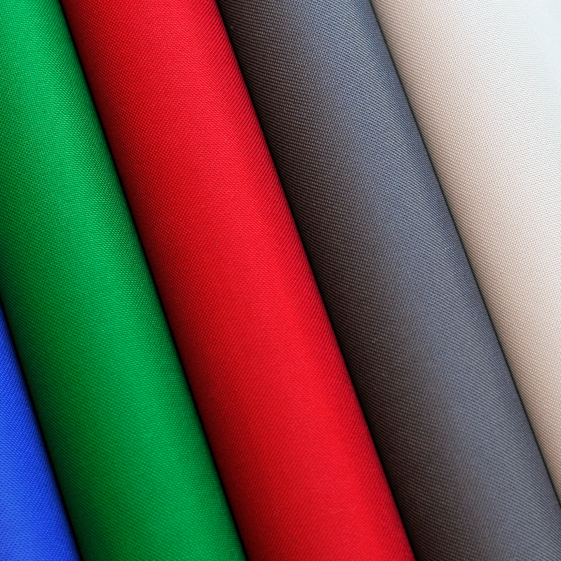 what does polyester feel like