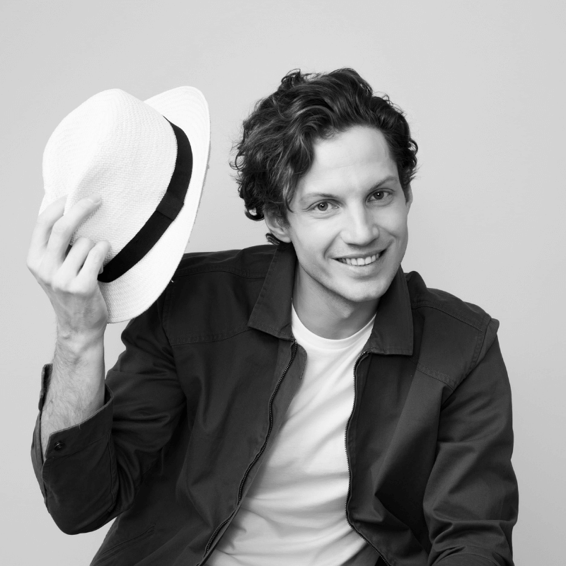 Unisex hats for different faces 